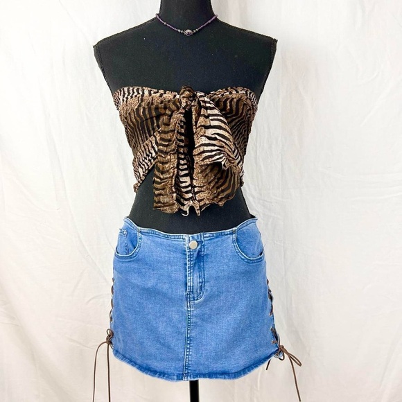 Sugar Thrillz lace-up micro mini denim skirt size large - Picture 2 of 8